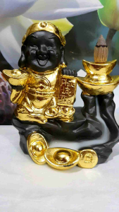 Thác Trầm Thần Tài