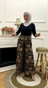 CELANA KULOT LAYER LAWASAN BATIK CELANA TUMPUK KERJA KANTORAN BAWAHAN BATIK SOGAN GENES CASUAL