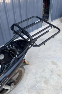 เเร็คท้ายสไลด์ Wave 125i ปลาวาฬ - LED ปี 2012 - ปี 2025 สดุเป็นเหล็กชุบกัลวาไนซ์ ไม่เป็นสนิม รับน้ำหนักได้ ตอนไม่ยืดออกไม่เกิน 60 กิโล ตอนยืดออกไม่เกิน 20 กิโล มีสีให้เลือก ดำด้าน ดำเงา แดง บรอนซ์ น้ำเงิน ขาว เหลือง สนใจกดส่งได้เลยมีพร้อมจำหน่ายทั้งปลีกแล