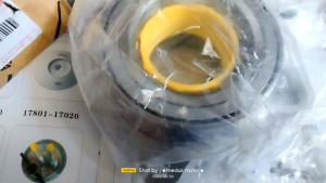 Hub Bearing Roda Depan Toyota Hiace Commuter: Aksesoris & Suku Cadang