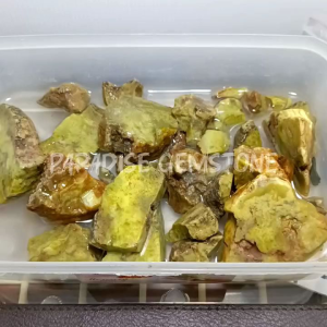 Bahan Akik Lempengan Yellow Green Chalcedony