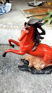 Nhất mã phi thiên tượng ngựa gốm sứ trang trí phong thủy