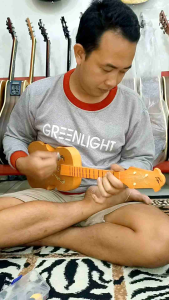ukulele/kentrung kayu sengon tebal & berat
