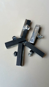 Kampas Karet Rem Sepeda Ukuran 26 & 28 Jengki Ontel Kebo Kuno Dilengkapi Kunci 10 Kompatibel Onthel