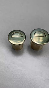 Hàng làng nghề_Chân chôn âm nền sàn Clemon khóa cửa ngăn bụi bẩn.