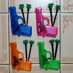 ปืนของเล่น ปืนยิงกระจก ของเล่นเด็ก ยิงสนุก ฝึกทักษะ ชื้นละ10 บาท พร้อมลูกดอก