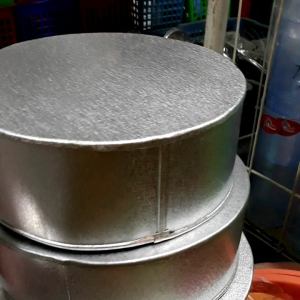 Loyang Bolu Bulat Polos Kalpanis: Perangkat Pemanggang Kue