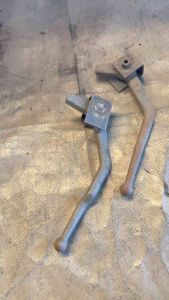 มือล็อคฝาข้าง ขาไก่ล็อคข้างรถบบทุก