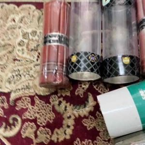 Kain pelikat gajah duduk dalam tin benang 5000