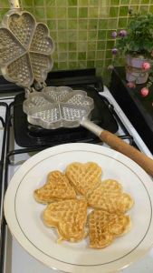 Rosita Cetakan Kue Wafel Hati 75Cm Bpb Gratis Sutil Kue