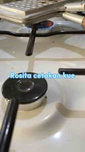Rosita Cetakan Kue Wafel Kotak