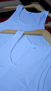 KAOS DALAM PRIA/SINGLE PUTIH POLOS MEREK DJATI MAS [ISI 1PCS]