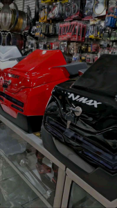 TOPBOX NMAX BARU DAN NMAX LAMA - TOP BOX PLUS BUSA SANDARAN ALL NEW NMAX 2020 2021 2022 DAN NMAX LAMA 2016 2017 2018 2019