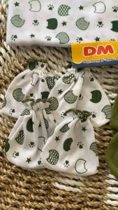 3 PCS Bedong + 3 SET Topi Kupluk Sarung lengan dan Sarung Kaki SARTAKI Paket Hemat 12 PCS Perlengkapan Lahiran