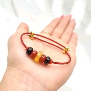 Q878 Vòng ngũ điếu mix Ngọc Agate Đen Đỏ Và Hổ Phách dây cáp - Phong Thủy TUDO