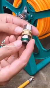 Khớp Nối Nhanh Máy Rửa Xe Khớp Xoay Chống Xoắn Dây Phun Xịt Rửa Xe Ren 14mm Loại Tốt