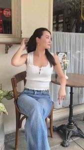 Lahv The Label - Meg Knit Top เสื้อกล้ามผ้านิตฉลุลาย