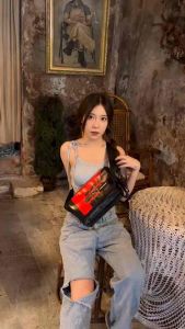 กระเป๋าสะพายผ้าใบสายเบลท์(รหัส044) ฟรีดันทรงแบบเต็มใบ