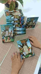 HOLY BIBLE SEASIDE BIBLE FOR CHILDREN/ADULTS KING JAMES VERSION KJV COMPACT/HANDY/SMALL SIZE W/ ZIPPER