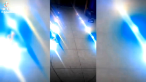 Lampu led hiasan dinding panjang kit modul 8 tr custom request jarak kabel/led sein panah 16 pcs langsung pasang running otomatis speed mode bisa manual sangat terang Kamar