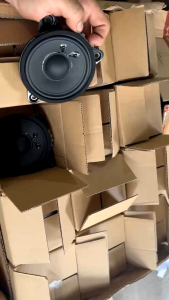 1 cặp Loa 10cm toàn dải từ neo tai gập nông gắn cửa xe hơi. Giá 2 cái