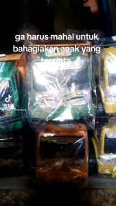 mainan mobil truk pasir