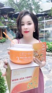 Combo Sữa Tắm Sữa Non Và Kem Body SooMin Siêu Trắng Da Làm Từ Sữa Non