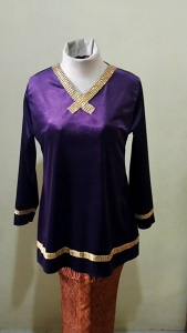 Baju Kurung Melayu Bludru & Renda Mutiara Terbaru: Warna & Size Lengkap