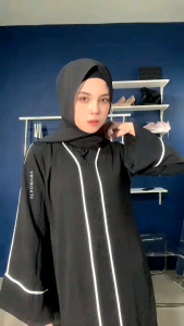 Gamis Plat Maxi: Pilihan Fashion Modis Untuk Wanita