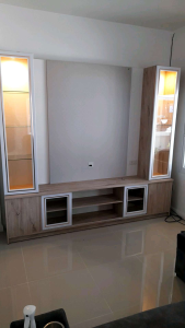 ตู้โชว์วางทีวี 240 CM