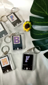 READY 1 HARI JADI / GANTUNGAN KUNCI INISIAL / GANCI SPOTIFY / KEYCHAIN CUSTOM HURUF