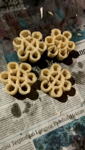SEROJA ATAU SAROJA KRIUK 12 PCS