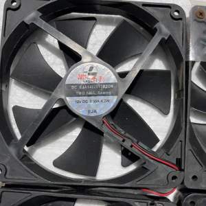 Quạt Tản Nhiệt 14x14x2.5 12VDC (dòng từ 0.2 đến 0.5A)