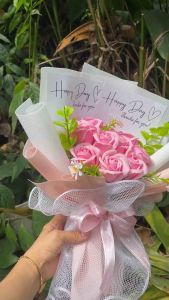 Tặng kèm túi thiệp hoa sáp thơm loại 10 bông đủ màu tặng quá sinh nhật dịp lễ. Trang trí nhà cửa