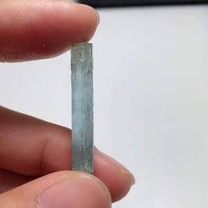 16430-TINH THỂ ĐÁ AQUAMARINE( THIÊN NHIÊN ) KHÔNG XỬ LÝ