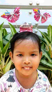 Bando kupu goyang daur ulang sachet