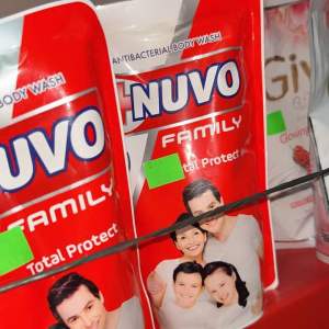 Nuvo Family Antibacterial Body Wash Total Protect / Fresh Protect Sabun Mandi Cair - 400 ml