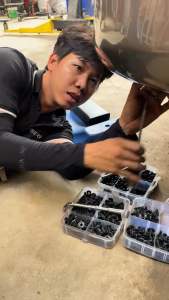Hộp chốt nhựa vít nhựa nhiều kích cỡ lắp cản chắn bùn xe ô tô kèm dụng cụ hỗ trợ - TUOSEN chính hãng