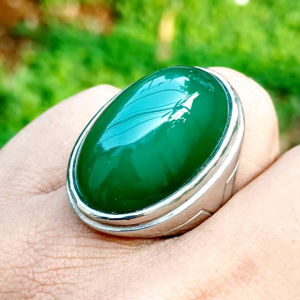 CINCIN BATU HIJAU CHALCEDONY UKURAN JUMBO RING TITANIUM