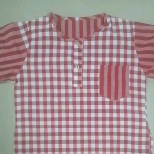 omit the words "เสื้อผ้าขาวม้า​เด็ก​ เสื้อผ้า​ฝ้าย เสื้อผ้าไทยใส่ไป" and "XL📌