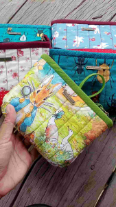 กระเป๋าสตางค์ เหรียญ สายชาร์ต หูฟัง เครื่องสำอางค์ ของจุกจิกต่างๆจ้า