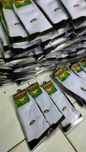 kaos kaki sekolah SMA hitam putih 3bpcs 15 rb