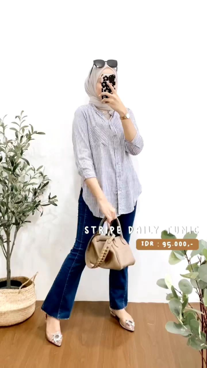 Atasan Wanita Salur Bahan Rayon Premium/Blouse wanita Terbaru/kemeja rayon Premium / Kemeja Rayon Oversized / Kemeja katun rayon / Kemeja Kantor / Blouse Wanita / Kemeja Murah/atasan wanita terbaru/ blouse wanita import/blus wanita