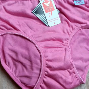 Set 6Pcs Celana Dalam Katun Lembut Polos Multi Warna untuk Anak Perempuan - Esse