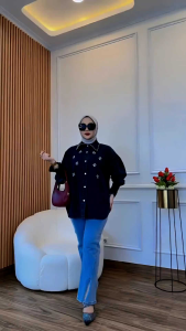 Konveksiana Twyla: Kemeja Jeans Wanita Bordir Atasan Kemeja Oversize Wanita Denim Lengan Karet