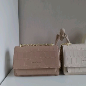 กระเป๋าแฟชั่นเกาหลีพร้อมส่ง   Tina  bag 🌼