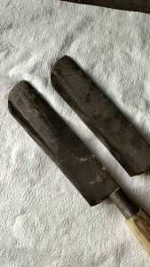 MOTIK BODING PER ALAT POTONG KAYU PENGUPAS SABUT KELAPA