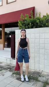 📌Punny Jeaneกางเกงขาสั้นทรงคาโก้วินเทจๆเอวสูงปิดสะดือผ้าไม่ยืดขาปล่อยมีไซส์ใหญ่ เอาใจสาวอวบไปเลยจ้าแรงมากในตอนนี้