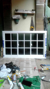 JENDELA SLIDING ORNAMENT 3 DAUN UK T100xL150 gratis packing kayu