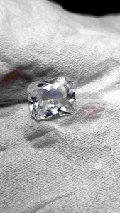 Batu akik sere putih cutting kotak ori